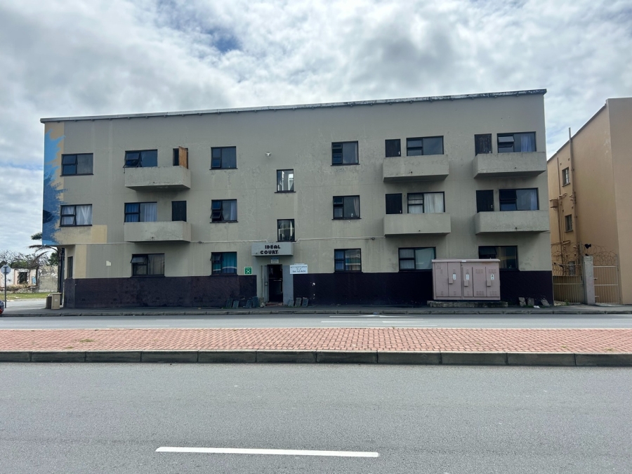 43 Bedroom Property for Sale in Quigney Eastern Cape